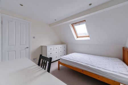 4 bedroom maisonette to rent - Photo 5