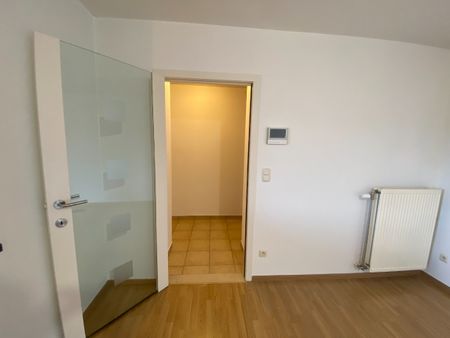 Mooi twee slaapkamer appartement te huur in centrum Pelt - Photo 3