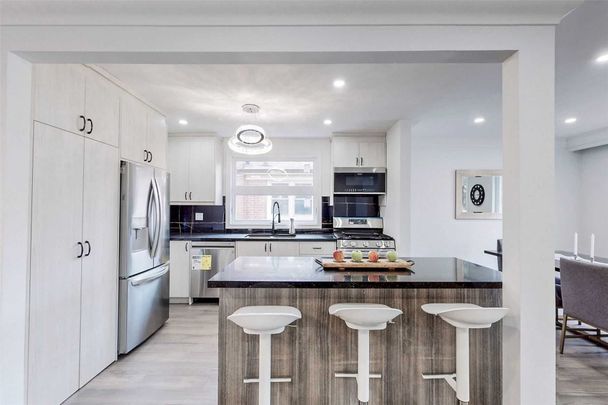 For Lease - 214 Altamira Road, Richmond Hill, Ontario - Photo 1