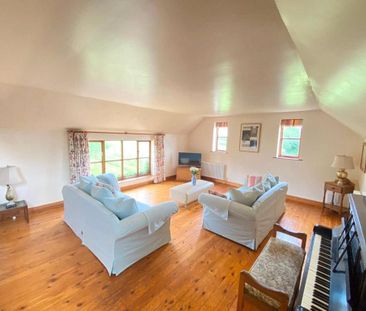 2 bedroom barn conversion to rent - Photo 1