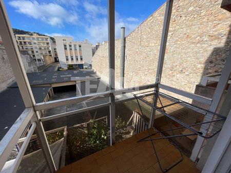 Location Appartement 1 pièce 18m² SETE 34200 - Photo 5