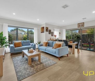 Charming Family Home in Lynbrook - Photo 1