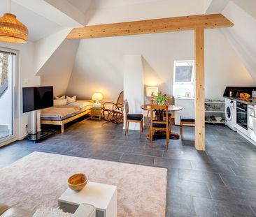 Light and cozy attic with small roof-terrace - Photo 1