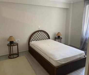 Studio/Γκαρσονιέρα για ενοικίαση Κέντρο (Πετρούπολη) - Photo 5