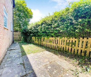 1 bedroom flat to rent - Photo 6