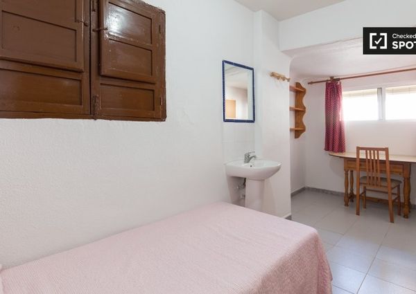 granada, Andalusia 18002