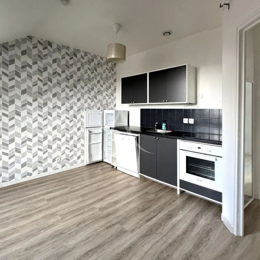 Location Appartement 2 pièces 31m² - Photo 1