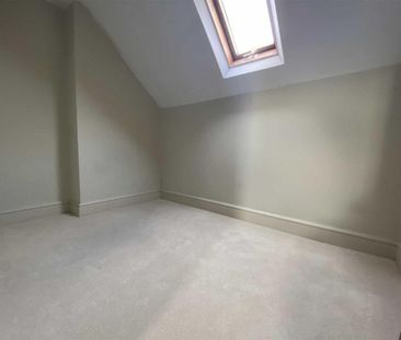 5 bedroom semi-detached house to rent - Photo 1