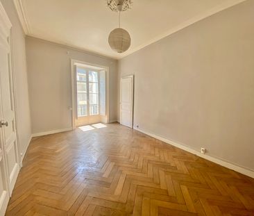 A Louer - Nantes Centre - Grand Appartement 6 Pièces De 175.24 M² - Photo 1