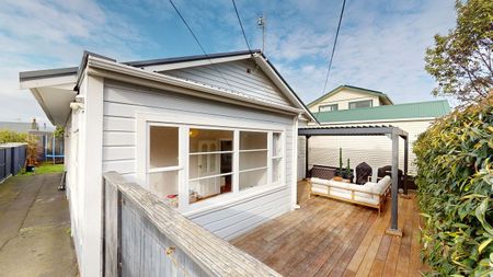 47 Freyberg Street, Lyall Bay - Photo 4