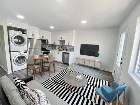 For Lease - 1258 Broadview Avenue Unit# 2, Toronto, Ontario - Photo 2