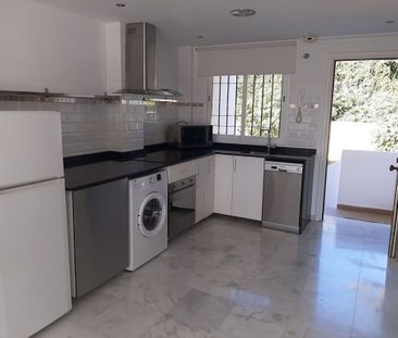 2 bedroom luxury penthouse for rent in Nueva Andalucia, Andalusia - Photo 6