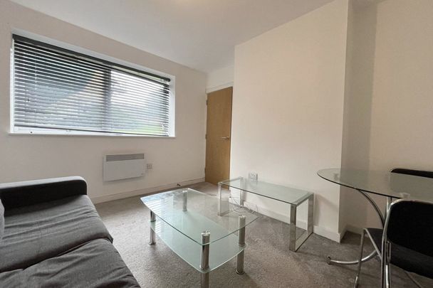 West Parade Flats - Photo 1