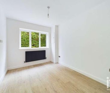 Fairacres Road, High Lane, Stockport, SK6 - Photo 3