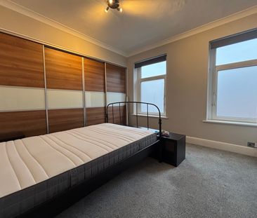 Sanquhar Street, Splott - Photo 4