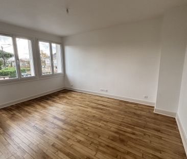 Location Maison 4 pièces 65m² ST AULAIRE 19130 - Photo 1