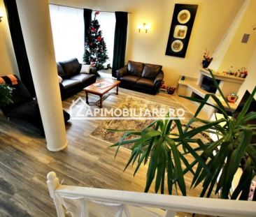 Casa D-P-E, 5 camere 200 mp,1.000 mp teren, garaj, semineu - Photo 2