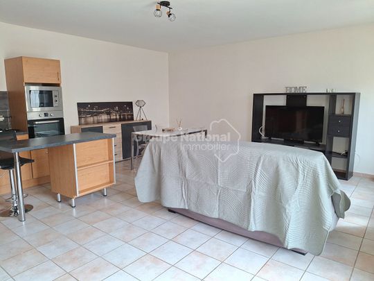 CHATEAURENARD centre, appartement type 2 meublé avec terrasse, - Photo 1