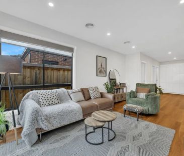 “Modern 3-Bedroom Family Home with Premium Inclusions in Prime Tarn... - Photo 3