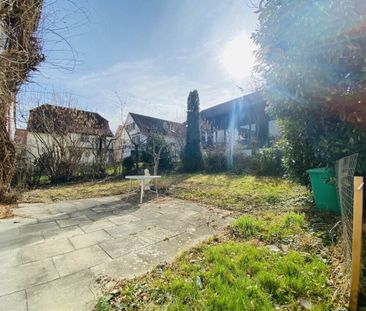 Rustikale Wohnung mit Parkplatz, Estrich und Gartensitzplatz - Photo 6