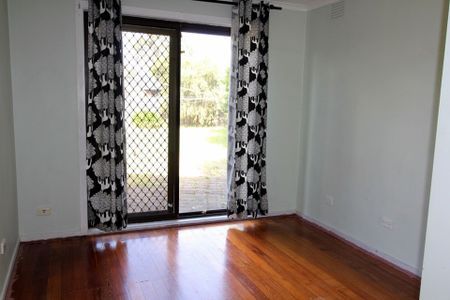 Family Home - Photo 2