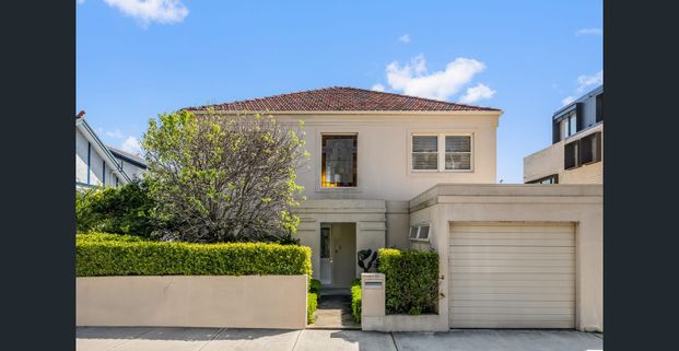 An Art Deco Treasure With Panoramic Harbour Views On The Cusp Of Watsons Bay - Photo 1