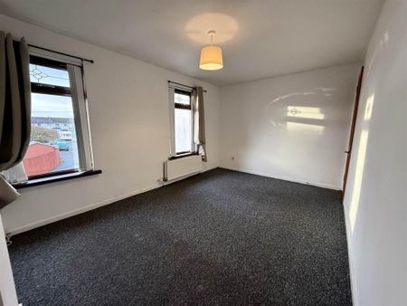 5 Drumadoon Park, Ballybeen, Dundonald, Belfast, BT16 2PW - Photo 4