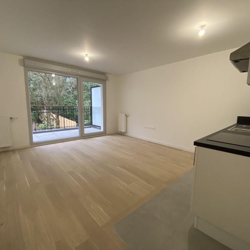 Location Appartement 2 pièces 44m² VILLE D AVRAY 92410 - Photo 1