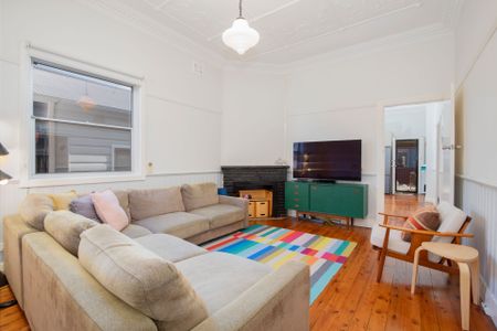 Renovated Three Bedroom Home with Over-Sized Office - Photo 4