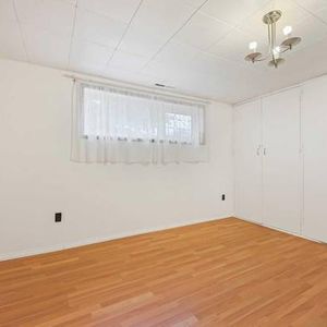 2 Bedroom Basement in Acadia - Photo 2