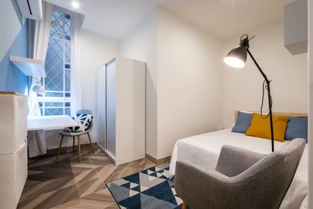 Ronda de Sant Pere, Barcelona, Catalonia 08010 - Photo 2