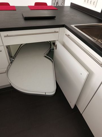 Zwenkau - Küchenliebhaber aufgepasst!!! - Tolle 3 Zi. Whg. mit großem Balkon, Parkett, FBH, und EBK! - Photo 4