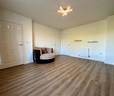 3 bedroom property to rent - Photo 4