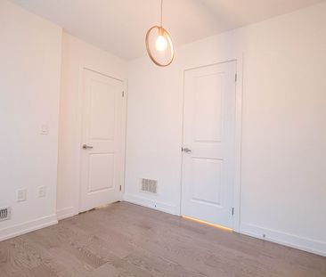 For Lease - 177 Salterton Circle, Vaughan, Ontario - Photo 5