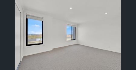 Brand-New Modern Home in Thriving Mickleham - Photo 2