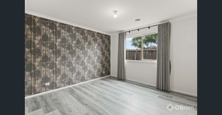 Make a Splash on Aquatic Drive! - Photo 2