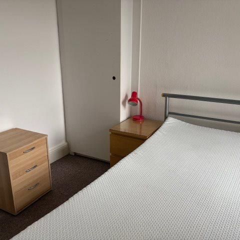 5 bedroom house to rent - Photo 1