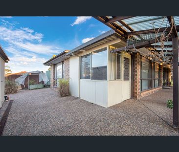 33 Golden Grove, Bligh Park, NSW 2756 - Photo 2