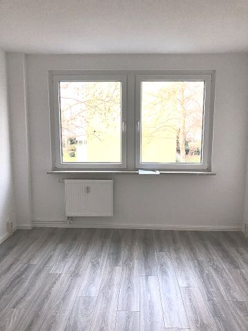 Aufgehübscht, nur für Sie! 2 Zimmer Erdgeschoss - Photo 2