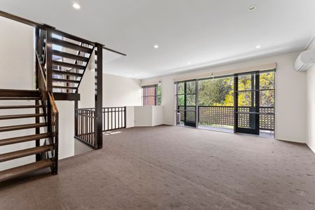 47A Winfield Road, Balwyn North VIC 3104 - Townhouse For Rent | Domain - Photo 2