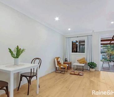 Charming Family Home with Character, Space & Prime Location - Photo 2