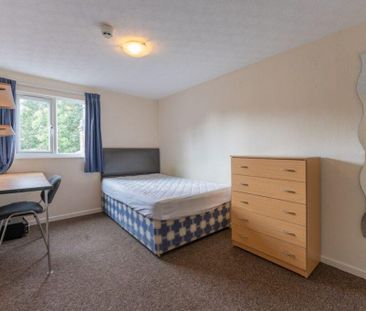 7 bedroom terraced house to rent - Photo 3