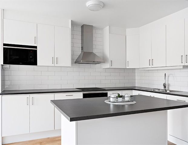 Örabergsvägen 9 - Foto 1