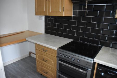 1 bedroom terraced house to rent - Photo 4