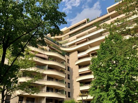 Location Appartement 2 pièces 51m² LYON 3ème - Photo 2