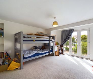 3 bedroom House in Horsley Road, Maidenhead - Photo 5