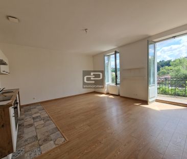 Location Appartement 3 pièces 56m² COUZON AU MONT D OR 69270 - Photo 2