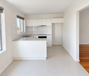 3 Bedroom Home in a Great Location - Photo 3