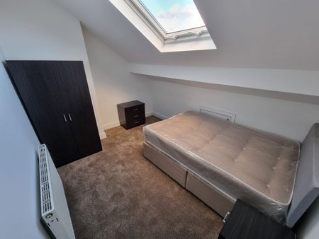 8 Bed End Terrace, Deane Road, L7 - Photo 2