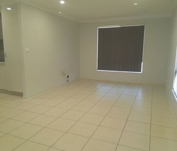 Great 4 Bedroom Home In Westdale - Photo 1